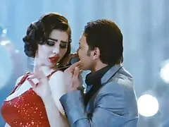 ক্যামিলা একটি বিবিসি ভিডিও সেক্স নেকেড ভিডিও দ্বারা বাগার্ড পায়
